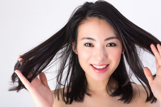 【ヘアアイロン】絹女 KINUJO キヌージョ:髪型も自在に変えられます！