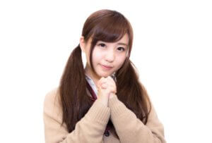 夏休み延長検討:あまりの暑さで記者会見で菅官房長官が明らかに...