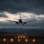 【伊丹空港】ナイフ(のようなもの)を持つ男通過で保安検査場閉鎖